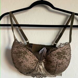Elegant Lace Underwire Bra - Olive